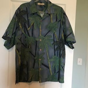Tommy Bahama Hawaiian Shirt - Medium